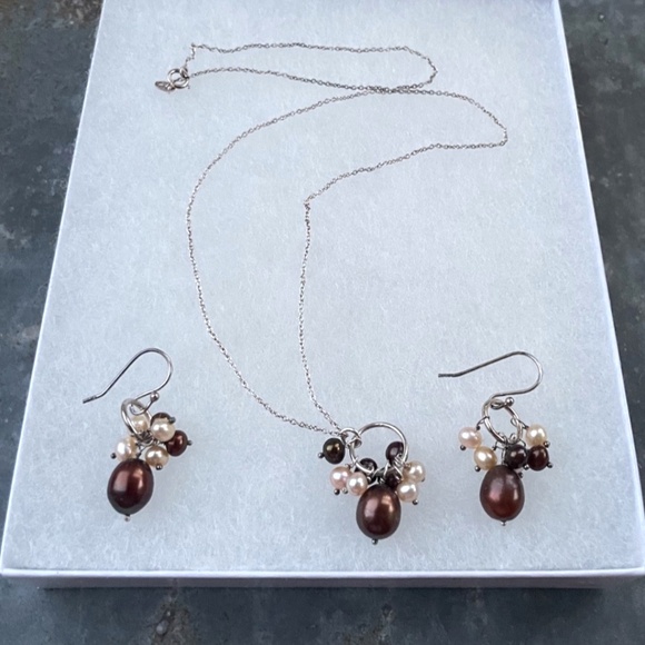 8mm-4mm Maroon and white Pearl cluster Sterling Silver Necklace and Earring Set - Picture 2 of 2